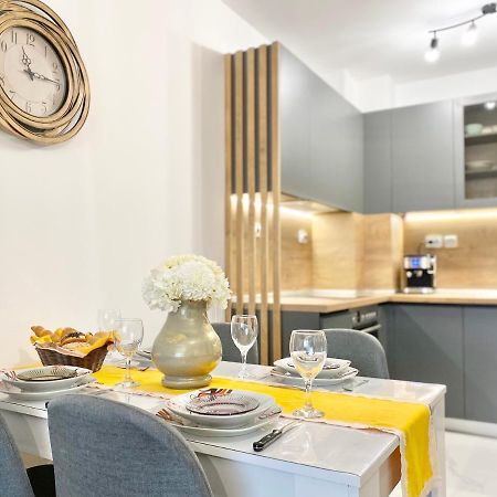 Art Apartment For 4 People Free Parking & Wifi スタラ・ザゴラ エクステリア 写真