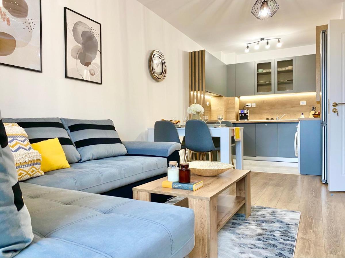 Art Apartment For 4 People Free Parking & Wifi スタラ・ザゴラ エクステリア 写真