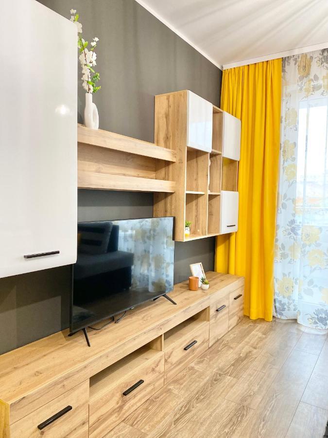 Art Apartment For 4 People Free Parking & Wifi スタラ・ザゴラ エクステリア 写真